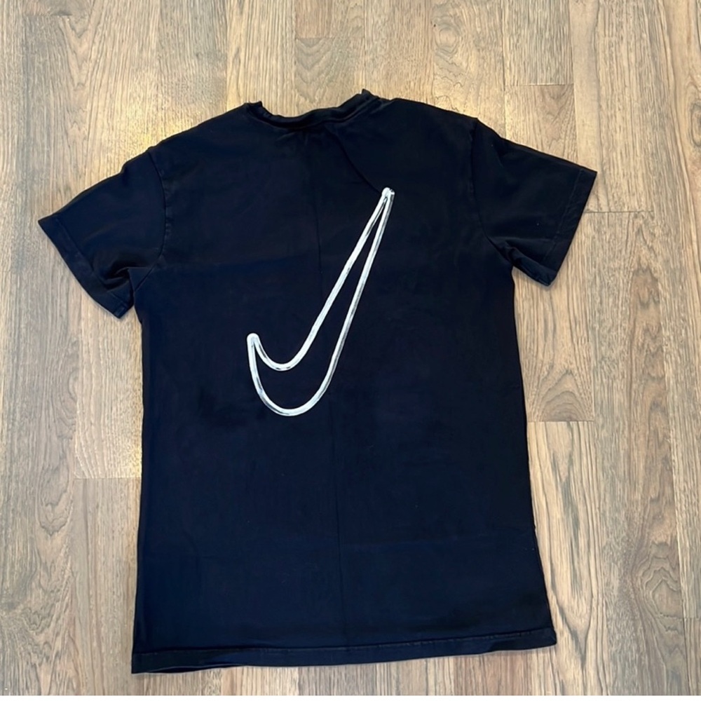 Nike Black T-Shirt with White Swoosh size medium